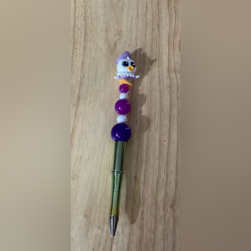 Beaded Doorables pen